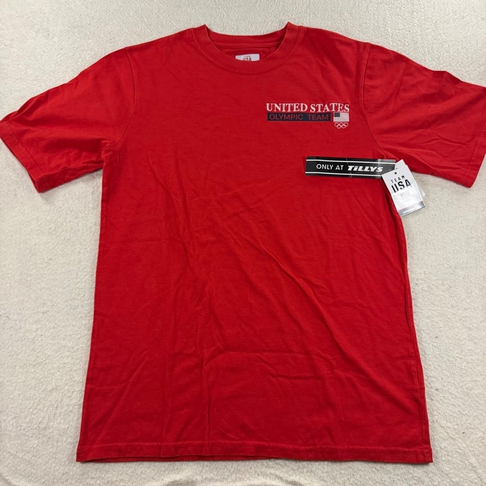 Team USA T-Shirt Mens Medium Red NWT Embroidered United States Olympic Team Tee‎